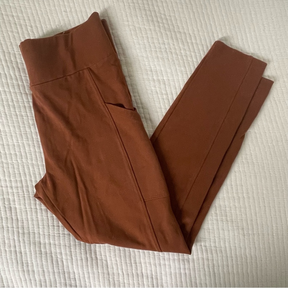 Lou & Grey Burnt Orange Leggings